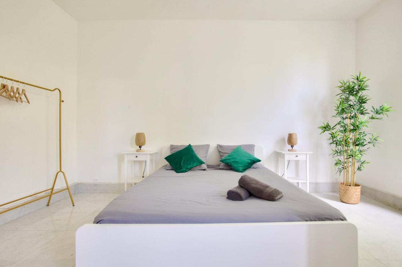 Luxurious 2 Bedrooms Tour Eiffel Rapp Free Netflix Paris Exterior foto