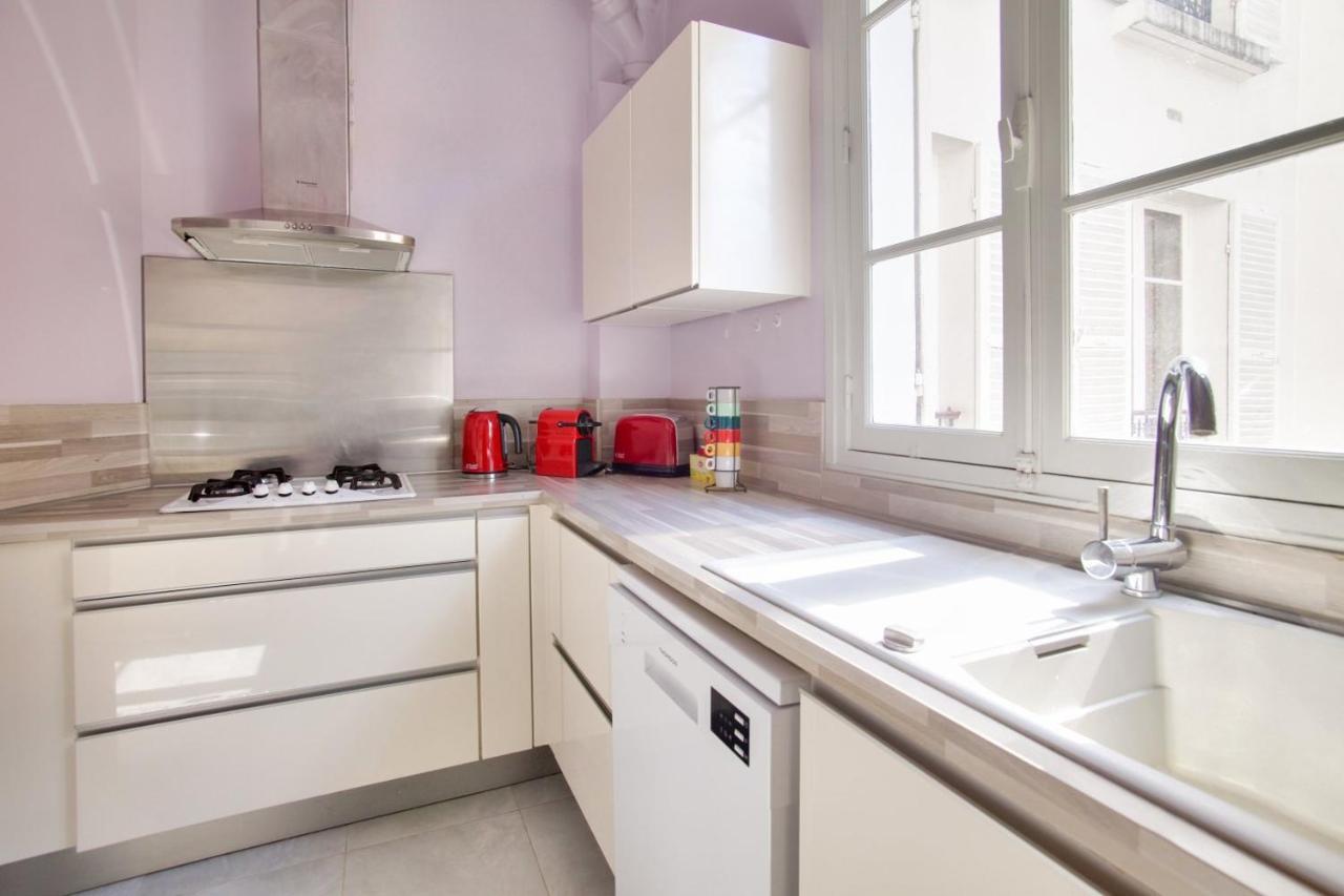 Luxurious 2 Bedrooms Tour Eiffel Rapp Free Netflix Paris Exterior foto